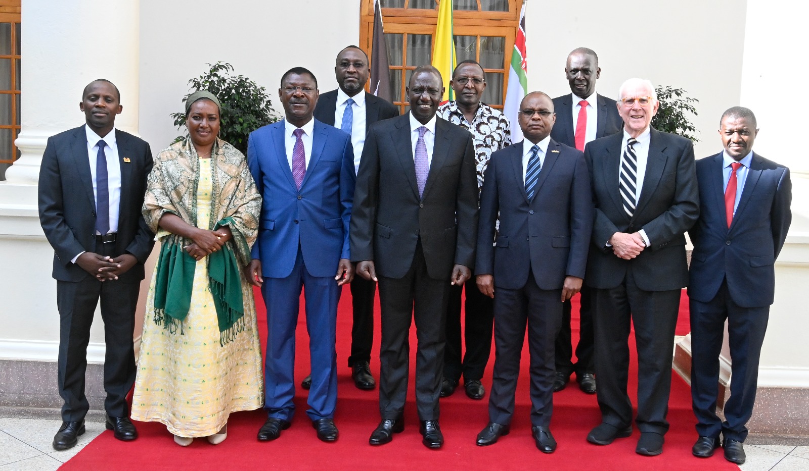 The Speaker of the National Assembly, Speaker of the Senate, the Clerk of the Senate, the Clerk of the National Assembly, and members of the organizing committee for a debriefing meeting with His Excellency President William Ruto.