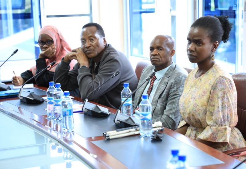 SENATE COMMITTEE ON LABOUR MEET KISII COUNTY GOVERNOR AND COUNTY ASSEMBLY 