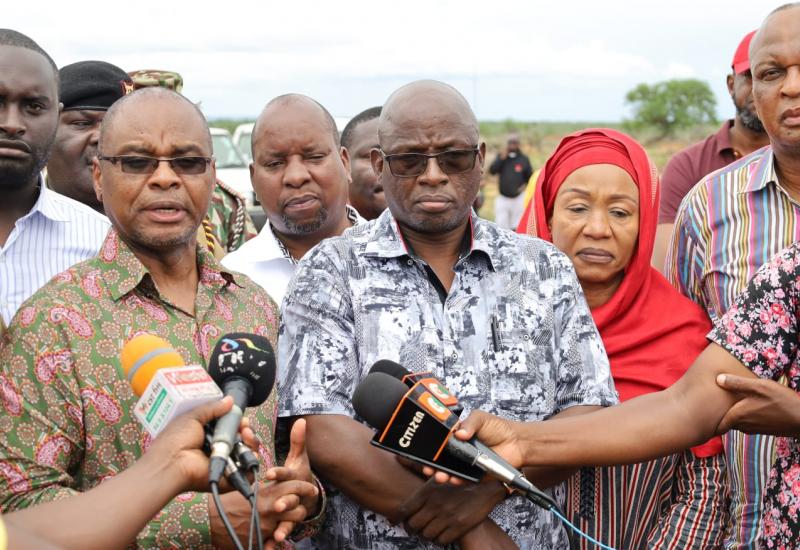 DEPLOY CHOPPERS FOR SHAKAHOLA RESCUE, KINGI URGES STATE