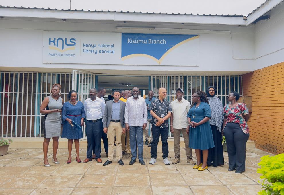 Members of the Committee on Parliamentary Broadcasting and Library posing with representatives from the Kisumu Library during fact finding tour at the Kisumu Branch Library in Kisumu County. 