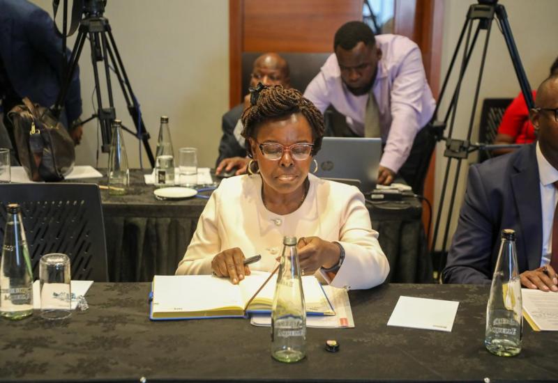 𝐂𝐎𝐍𝐓𝐑𝐎𝐋𝐋𝐄𝐑 𝐎𝐅 𝐁𝐔𝐃𝐆𝐄𝐓 𝐎𝐔𝐓𝐋𝐈𝐍𝐄𝐒 𝐒𝐀𝐅𝐄𝐆𝐔𝐀𝐑𝐃𝐒 𝐎𝐍 𝐎𝐈𝐋 𝐄𝐗𝐏𝐎𝐑𝐓 𝐄𝐀𝐑𝐍𝐈𝐍𝐆𝐒  