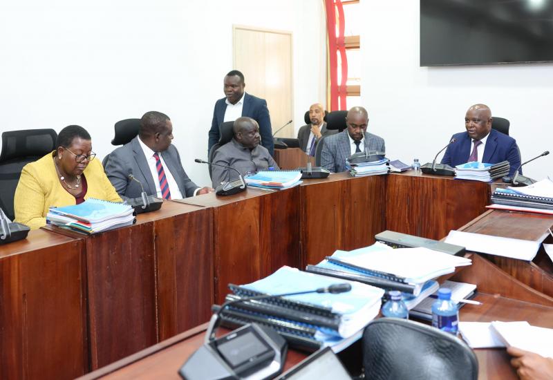 𝐒𝐄𝐍𝐀𝐓𝐄 𝐂𝐎𝐌𝐌𝐈𝐓𝐓𝐄𝐄 𝐒𝐋𝐀𝐌𝐒 𝐊𝐈𝐓𝐔𝐈 𝐎𝐕𝐄𝐑 ‘𝐈𝐋𝐋𝐄𝐆𝐀𝐋’ 𝐇𝐎𝐒𝐏𝐈𝐓𝐀𝐋 𝐁𝐎𝐀𝐑𝐃, 𝐄𝐗𝐏𝐈𝐑𝐄𝐃 𝐃𝐑𝐔𝐆𝐒 𝐀𝐍𝐃 𝐈𝐃𝐋𝐄 𝐄𝐐𝐔𝐈𝐏𝐌𝐄𝐍𝐓 